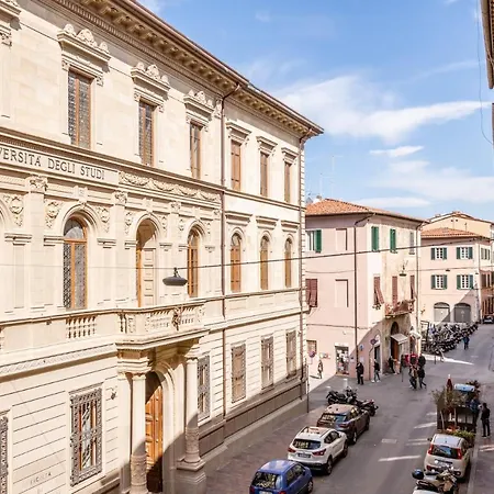 La Torre Pendente Apartment